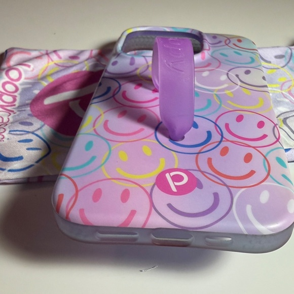Loopy Case 14 Pro Righty Smileys - Picture 2 of 6